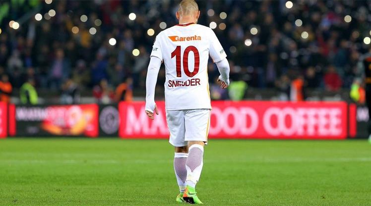 Aslan'dan Sneijder mesajı