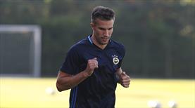 Fenerbahçe'de Van Persie şoku!