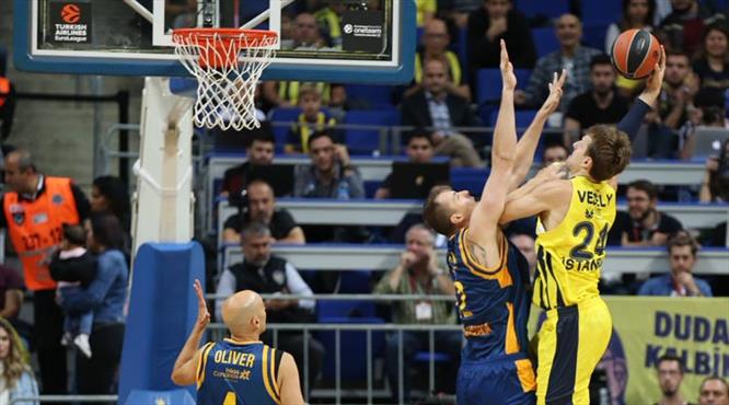 Vesely resital, Fenerbahçe şov yaptı (ÖZET)