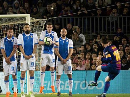 Messi'nin hafızalara kazınan 11 frikik golü!