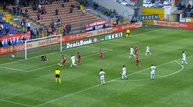 İşte penaltı anı ve gol! Harun Tekin kurtardı ama...