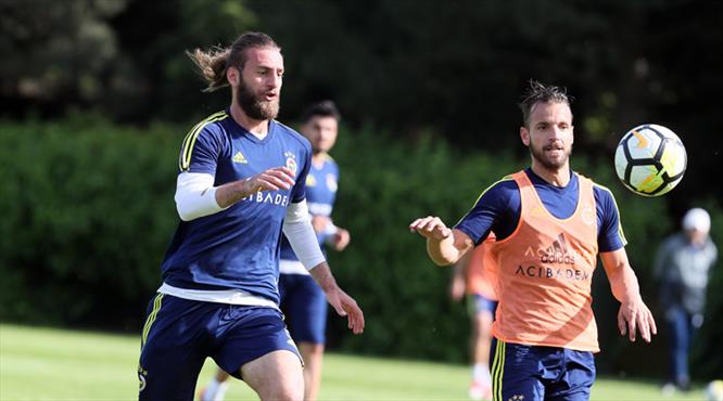 Fener'de Konya mesaisi başladı