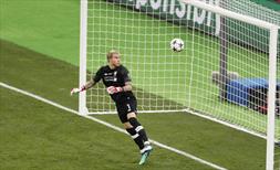 Göztepe'den Liverpool'a gönderme!