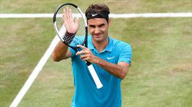 Federer zirveyi garantiledi