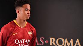 Kluivert resmen Roma'da