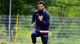 Arda Turan takımdan ayrı çalıştı
