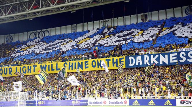 Fenerbahçe'den muhteşem koreografi (FOTO GALERİ)