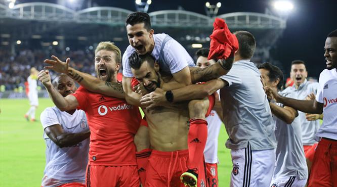 Negredo Kartal'a hayat verdi!