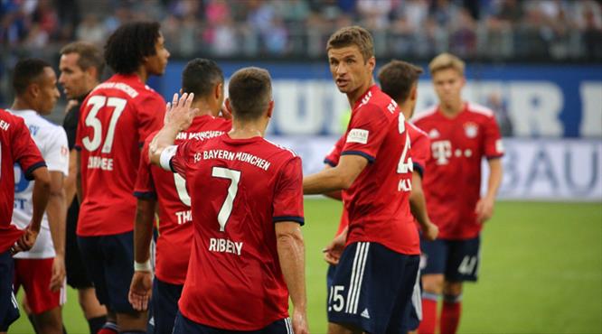 Bundesliga'da perdeyi son şampiyon açıyor