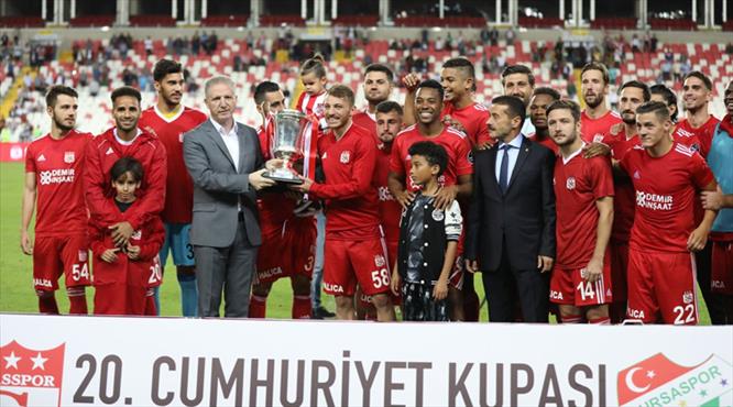 Cumhuriyet Kupası Demir Grup Sivasspor'un
