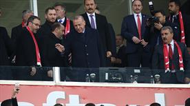 Cumhurbaşkanı Erdoğan milli maçı izledi
