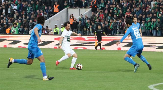 Lider pes etmedi, 10 dakikada geri döndü (ÖZET)