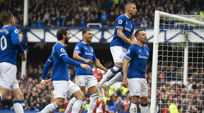 Arsenal'e Everton darbesi (ÖZET)