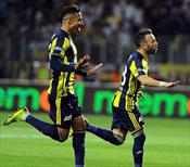 Valbuena frikikten attı, Fenerbahçe geri döndü