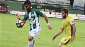 Açılış maçında kazanan Menemenspor (ÖZET)