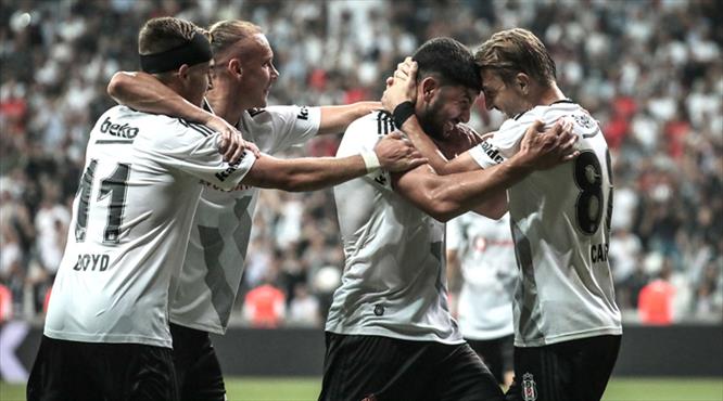 Beşiktaş - Göztepe: 3-0 (ÖZET)