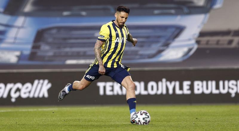Jose Sosa - 36 | Fenerbahçe