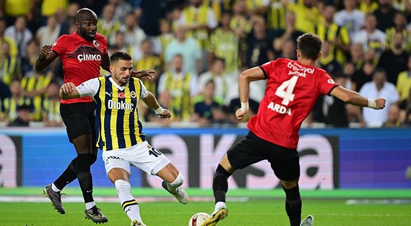 Fenerbahçe 2-1 Gaziantep FK | Seyici sayısı: 38.940
