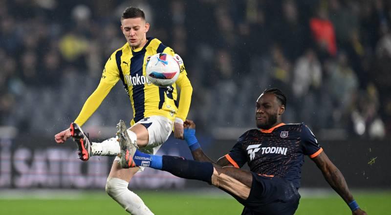 • Bu sezon Avrupa'nın 10 büyük liginde Youssef En-Nesyri'den (4) daha fazla kafa golü atan iki oyuncu bulunuyor: Tim Kleindienst (5) & Krzysztof Piatek (5).
