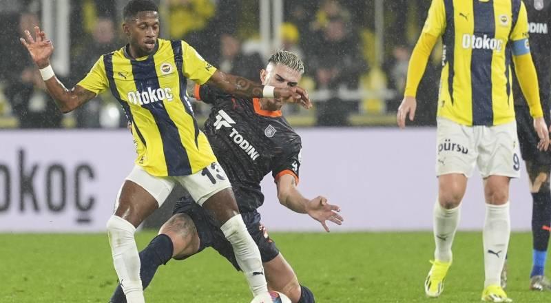 • Bu sezon Süper Lig'de Edin Dzeko'dan (9) daha fazla gol atan tek oyuncu Krzysztof Piatek (10).