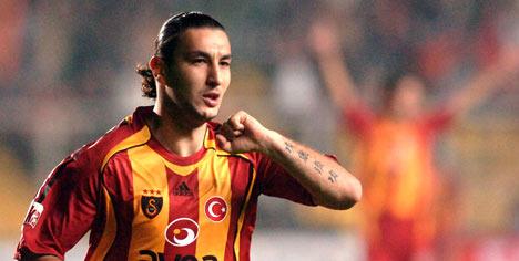 Necati 27 yaşında