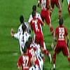 Gol bayrağa takıldı