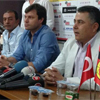 Sağlam imzayı atıyor!