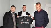 Beşiktaş Başkanı Fikret Orman açıklamalarda bulundu