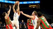 Anadolu Efes'ten Kaf Kaf'a geçit yok 