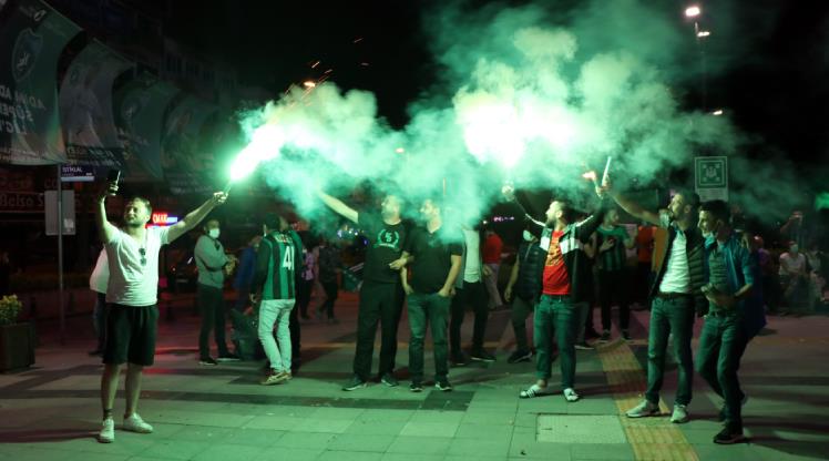 Kocaeli'de TFF 1. Lig coşkusu!