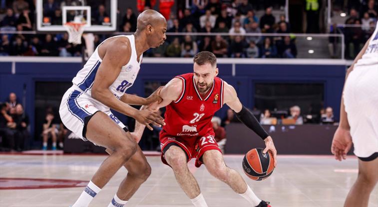 Anadolu Efes, Olimpia Milano'ya diş geçiremedi! 15. mağlubiyet
