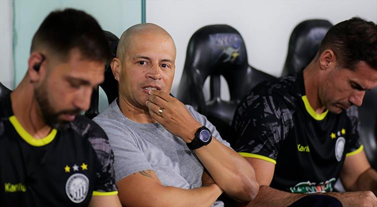 Resmi açıklama! Alex de Souza ile yollar ayrıldı