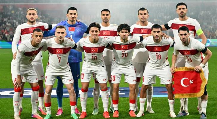Vincenzo Montella'dan 6 değişiklik