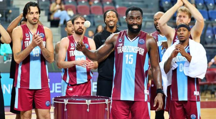 Basketbolda Trabzonspor fırtınası! 100 sayılık galibiyet