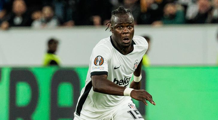 Junior Olaitan: "Devre arasında konuştuk"