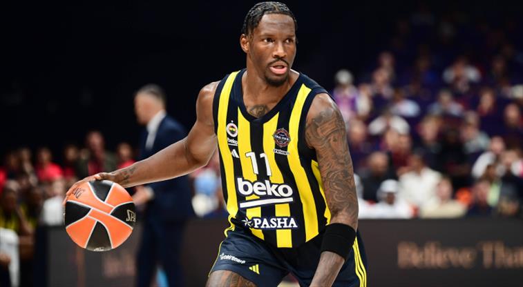 Nigel Hayes-Davis'in yeni adresi belli oldu