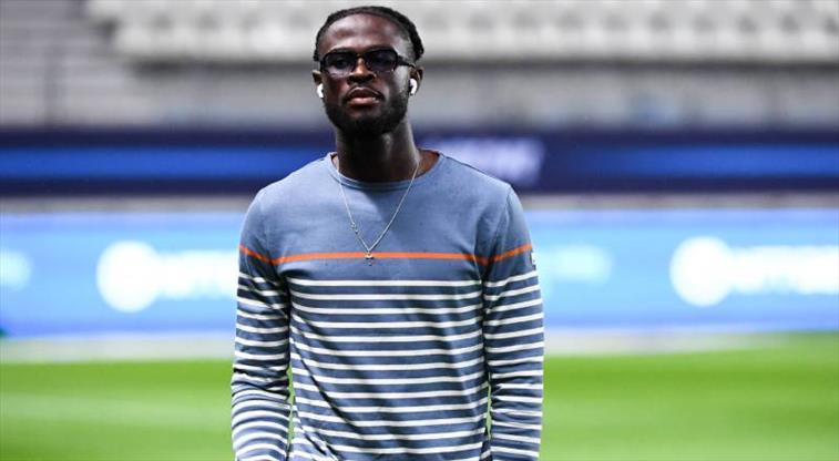 Beşiktaş'tan sol bek atağı! Kamerunlu isimle temasa geçildi