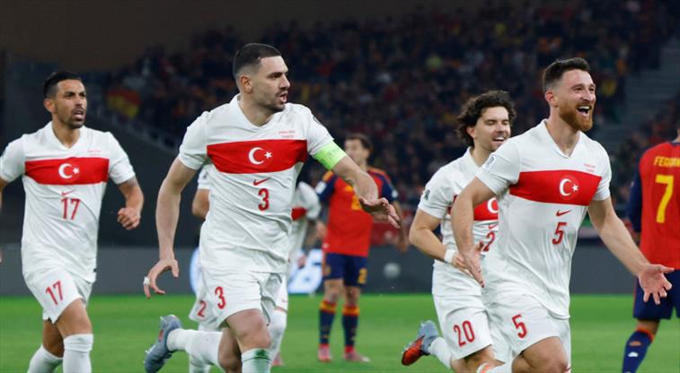 Ayrılığı duyurulmuştu! Trabzonspor, milli yıldızla ilgileniyor