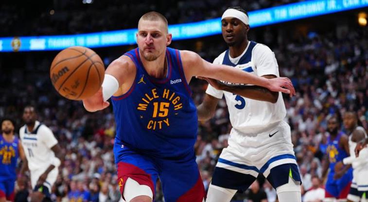 Timberwolves, Nuggets karşısında seriyi eşitledi