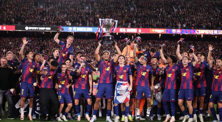 Barcelona, Real Madrid'i devirerek şampiyonluğunu ilan etti!