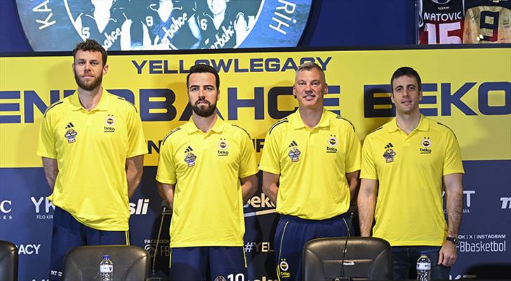 Jasikevicius: "Favori olan bir takımla karşılaşacağız"