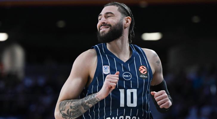 Anadolu Efes'ten sakatlık açıklaması! Ameliyat edildi