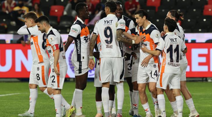 Rams Başakşehir kötü başladı, iyi bitirdi