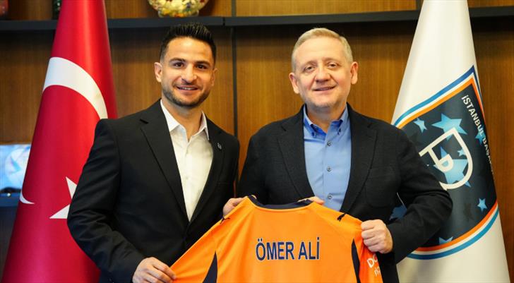Rams Başakşehir, Ömer Ali Şahiner'in sözleşmesini uzattı