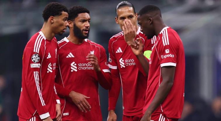 Beşiktaş, Liverpool'un Joe Gomez'ini Transfer Etmek İçin Yarışa Girdi