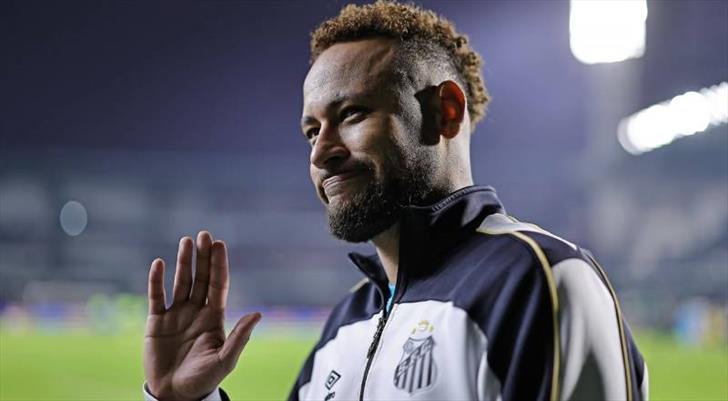 Brezilya'ya kötü haber! Neymar yine sakatlandı