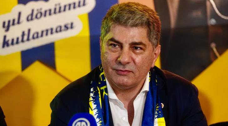 Hakan Safi'den transfer açıklaması! "2 milli oyuncu..."