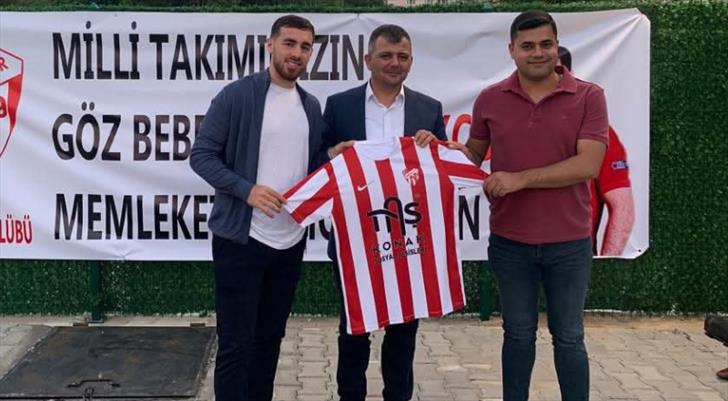 Orkun Kökçü'nün memleketini Dünya Kupası heyecanı sardı