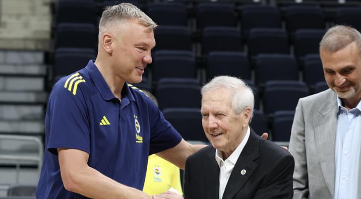 Başkan Aziz Yıldırım'dan Fenerbahçe Beko'ya ziyaret!
