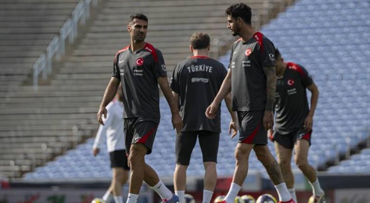 Milli futbolcu imzayı atıyor! Resmi açıklama yakında...